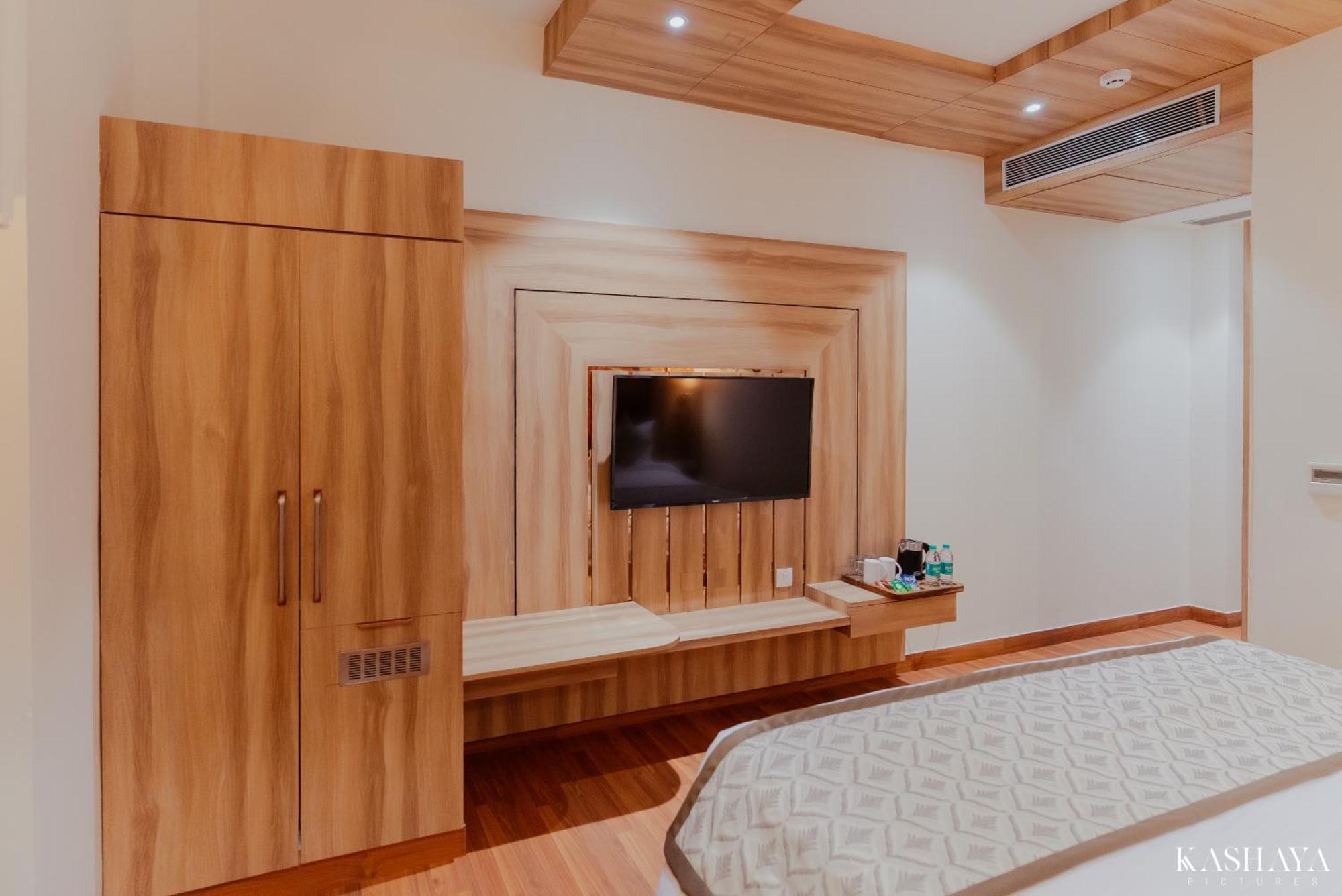 Hotel Ratan Mahal Datia Kültér fotó