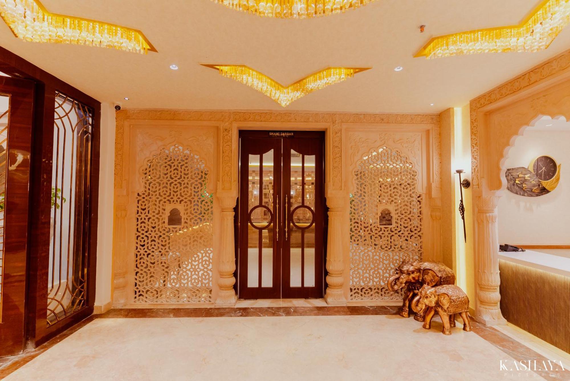 Hotel Ratan Mahal Datia Kültér fotó